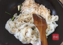 猪肉炒粉的做法图解7