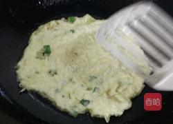 土豆鸡蛋饼的做法图解3