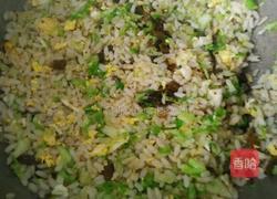白菜鸡蛋炒饭的做法图解8