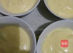 彩色蛋糕卷的做法图解7