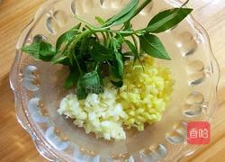 蛤蜊罗勒意面的做法图解2