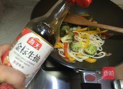 彩椒培根炒乌冬面的做法图解7