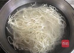 彩俏炒面的做法图解1