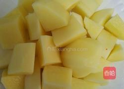 土豆烧牛肉的做法图解3
