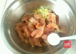 糖醋肉条（俗称糖醋里脊）的做法图解2