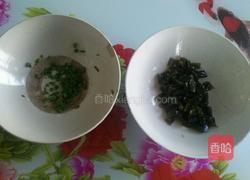 皮蛋瘦肉粥的做法图解3