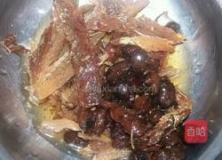 豆豉鲮鱼油麦菜的做法图解2