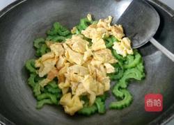 苦瓜炒蛋的做法图解4