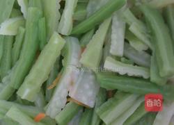 凉拌苦瓜的做法图解3