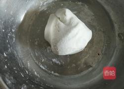 豆沙糯米粉芝麻饼的做法图解1