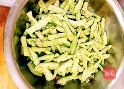 土豆炖豆角的做法图解1