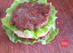 三层牛肉汉堡的做法图解9