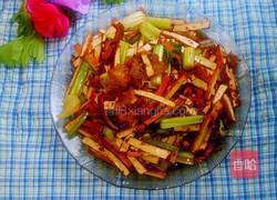 芹菜炒豆干的做法图解11