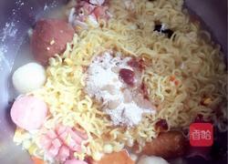 牛奶煮海鲜面的做法图解5