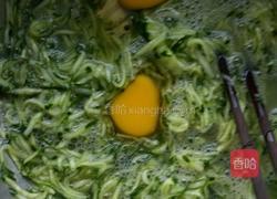 黄瓜鸡蛋饼的做法图解3