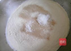 豇豆青椒猪肉馅包子的做法图解1