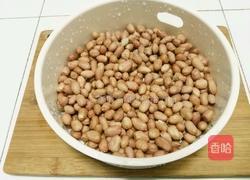 小鱼儿与花生米的做法图解1