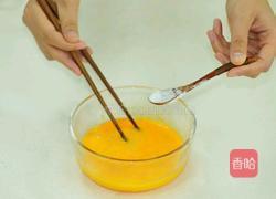 胡萝卜鸡蛋饼的做法图解2