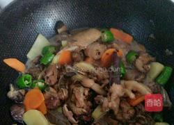 香菇土豆炖鸡的做法图解15