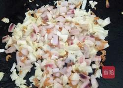 麻香葡萄干海鲜炒饭的做法图解7