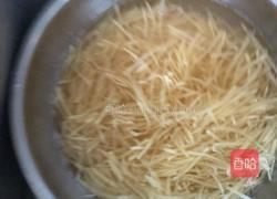 炝拌土豆丝的做法图解1