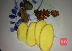 莲藕排骨汤的做法图解2