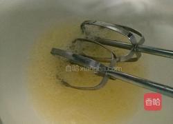 蜂蜜蓝莓戚风蛋糕（6寸）的做法图解5
