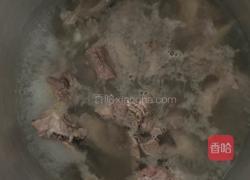 伞骨胡萝卜玉米汤（沙煲法）的做法图解3