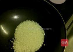 大米皮蛋末粥的做法图解3