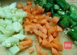 秋葵炒饭的做法图解4