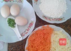 鸡蛋土豆煎饼的做法图解1