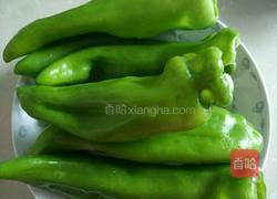 虎皮尖椒的做法图解1