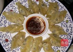 玉米肉饺子的做法图解4