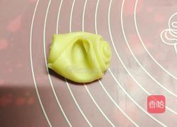 蛋黄酥的做法图解11