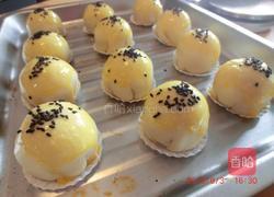 蛋黄酥的做法图解15