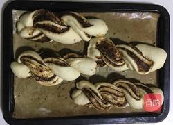 黑糖麻酱麻花包的做法图解14