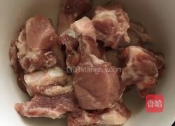 酸甜排骨的做法图解1