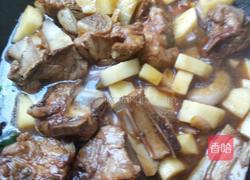 土豆烧排骨的做法图解11