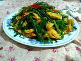 韭菜花炒鸡蛋