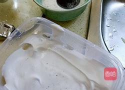 奥利奥冰盒蛋糕的做法图解2
