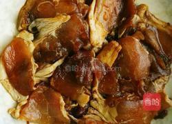 芹菜大肉拌面菜的做法图解2