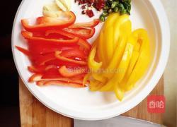 家常彩椒炒豆干的做法图解1