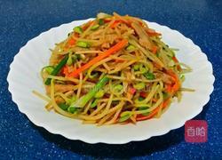 肉絲炒大豆芽菜的做法图解7
