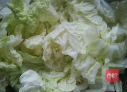 白菜炒腐皮的做法图解2
