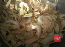 白菜炒腐皮的做法图解7