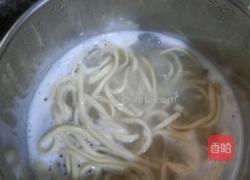番茄鸡蛋面的做法图解3