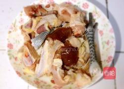 啤酒土豆顿童子鸡的做法图解1