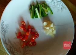 素炒苦瓜的做法图解1