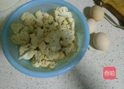 懒人花菜炒蛋的做法图解1