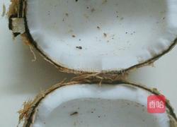 椰子炖小母鸡的做法图解3